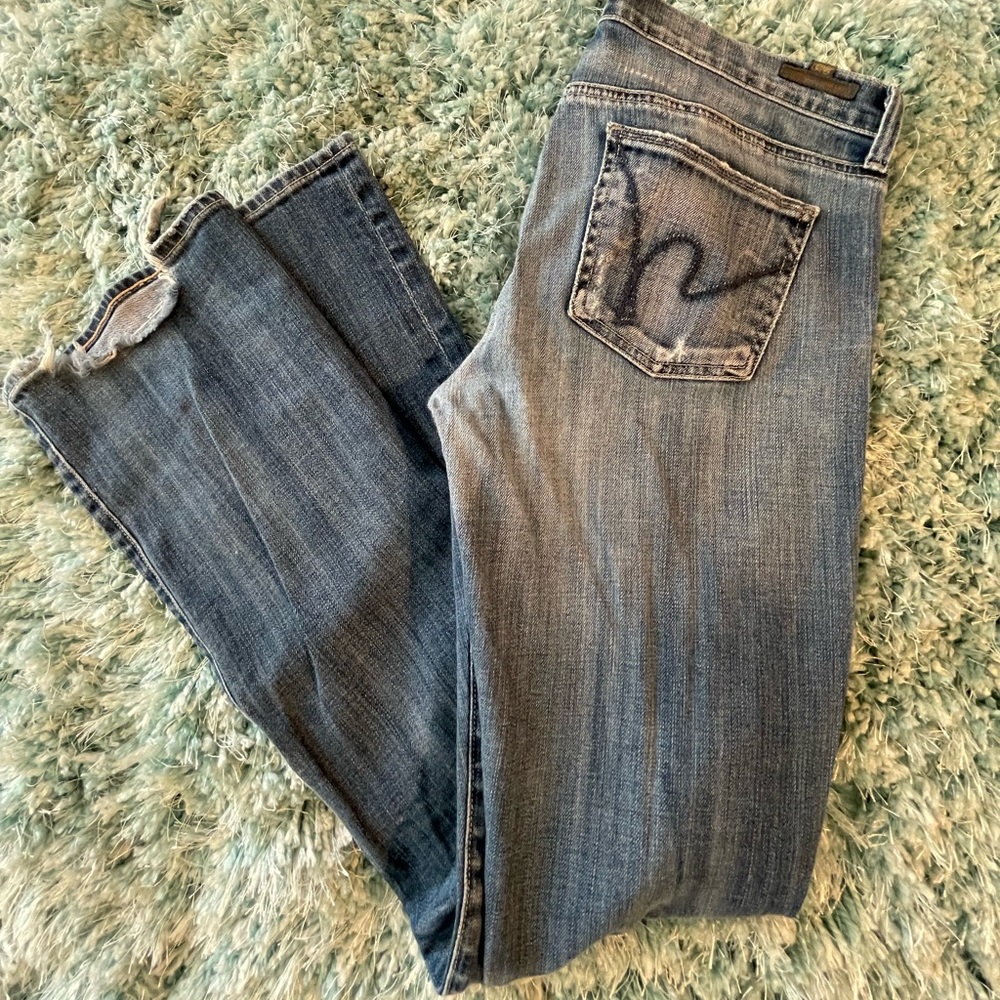 Citizens of Humanity low rise boot cut jeans size 29